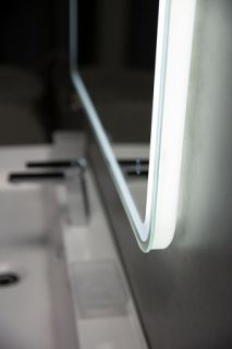 Зеркало BelBagno с LED-подсветкой и сенсорным управлением и подогревом SPC-MAR-800-800-LED-TCH-WARM