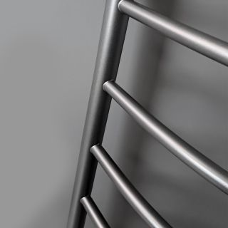 Полотенцесушитель водяной Indigo Arc LASW70-40GFM-б/п-60 70x40 см графит металлик